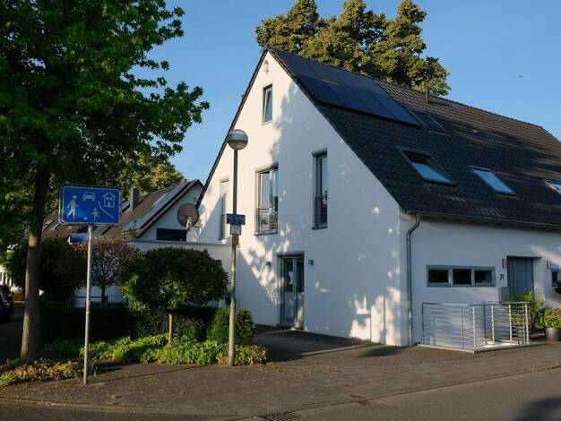 Doppelhaushälfte zum Kauf provisionsfrei 890.000 € 6 Zimmer 190 m² 306 m² Grundstück Osterath Meerbusch 40670