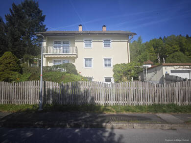 Mehrfamilienhaus zum Kauf 279.000 € 6 Zimmer 157 m² 908 m² Grundstück Spiegelau Spiegelau 94518