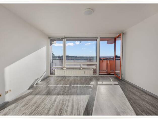 Wohnung zum Kauf 310.000 € 2 Zimmer 60 m² frei ab sofort Unterschleißheim Unterschleißheim 85716
