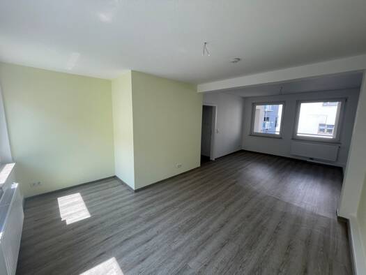 Wohnung zur Miete 429 € 2 Zimmer 55 m² frei ab 01.10.2026 Mitte Mitte 27568