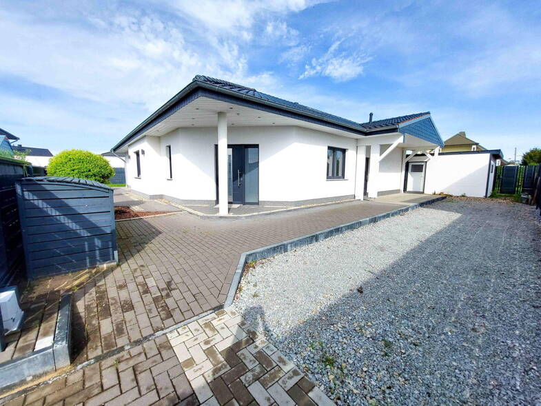 Einfamilienhaus zum Kauf provisionsfrei 625.000 € 6 Zimmer 164 m² 699 m² Grundstück Prester Magdeburg 39114