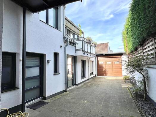 Wohnung zum Kauf 300.000 € 2 Zimmer 64 m² Flehe Düsseldorf 40223