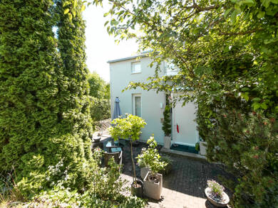 Doppelhaushälfte zum Kauf 595.000 € 5 Zimmer 125 m² 261 m² Grundstück Frauenland Würzburg 97074
