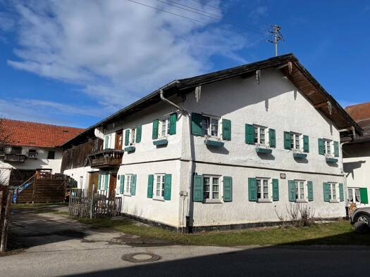 Bauernhaus zum Kauf 1.530.000 € 5 Zimmer 150 m² 1.021 m² Grundstück Gelting Geretsried 82538