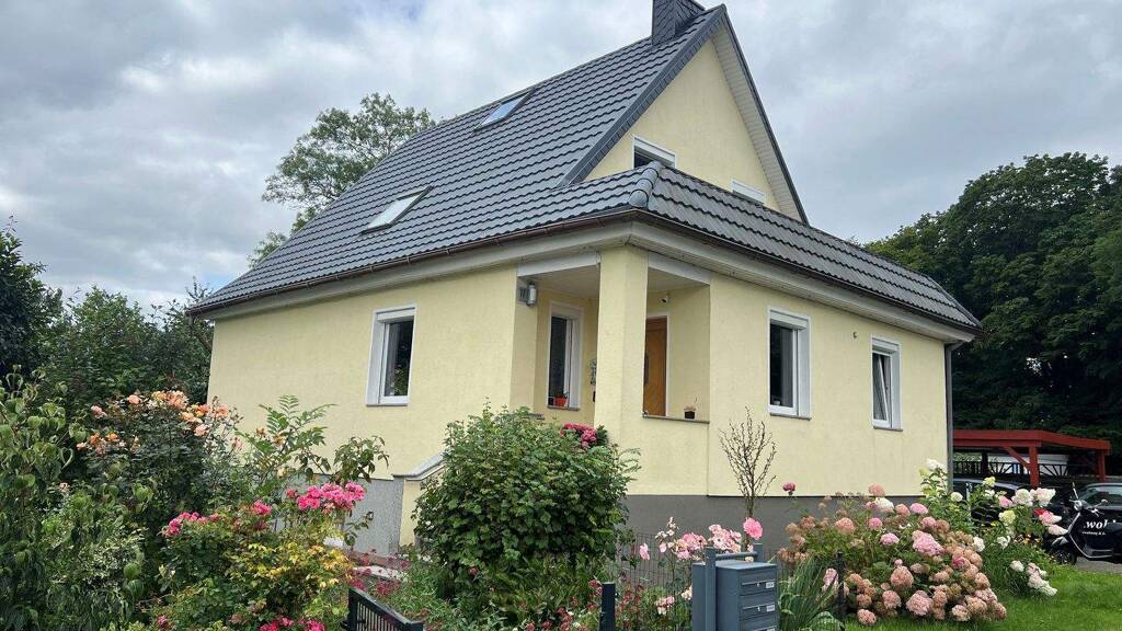 Wohnung zur Miete 650 € 2 Zimmer 49 m² Altefähr 18573