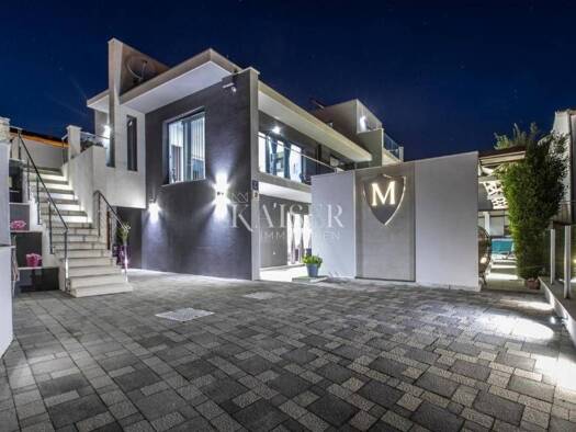 Haus zum Kauf 1.200.000 € 7 Zimmer 370 m² Rogoznica Rogoznica