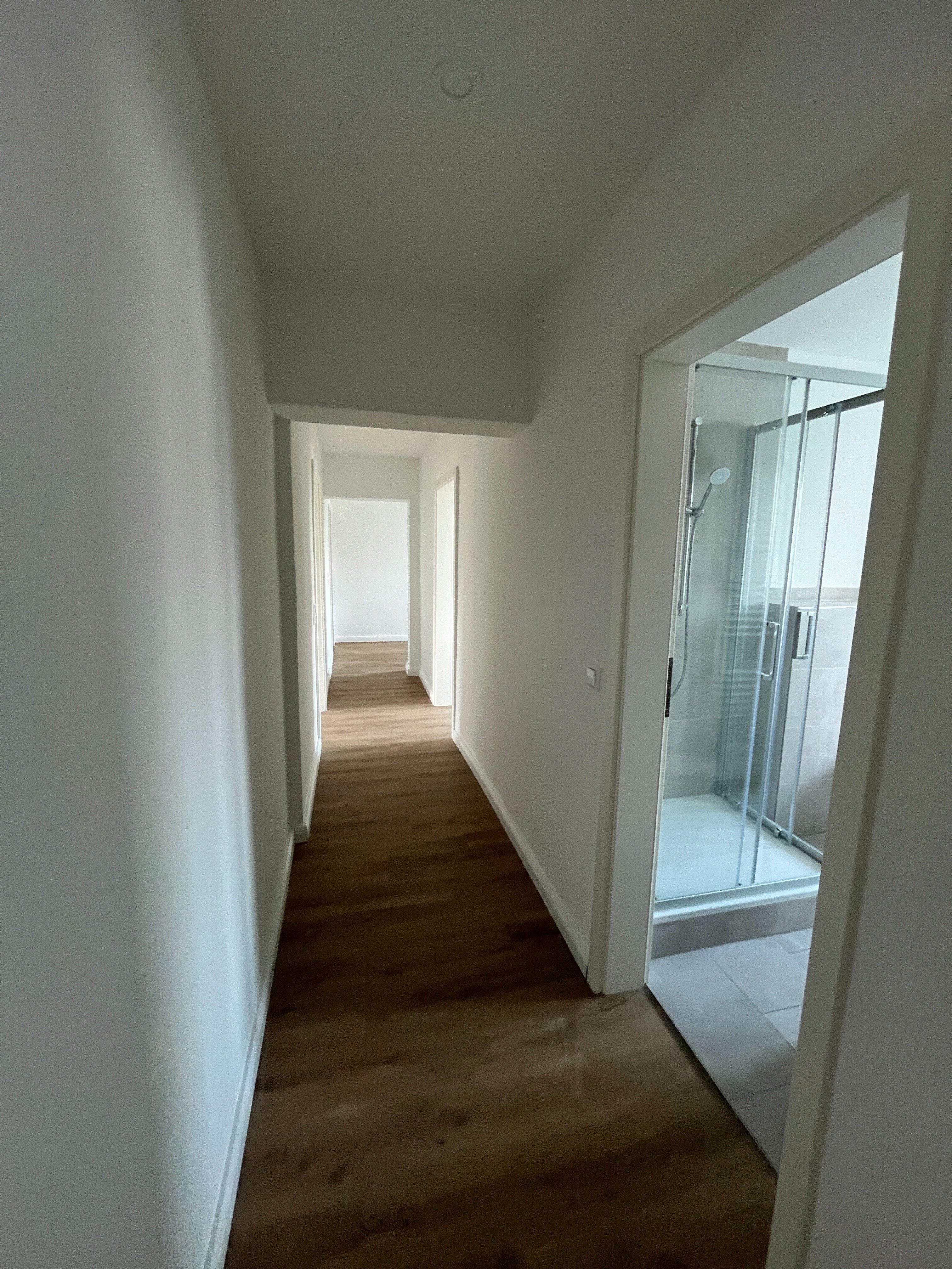 Wohnung zum Kauf 79.900 € 4 Zimmer 80 m²<br/>Wohnfläche Haselbach 04617