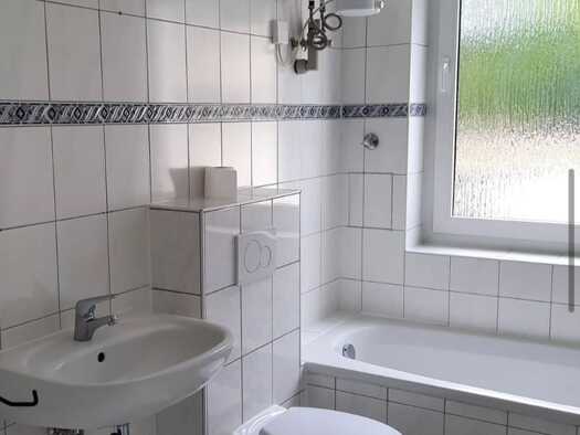 Wohnung zur Miete 609 € 2 Zimmer 55 m² EG frei ab sofort Bischof-Ketteler-Straße 23 Lämmerspiel Mühlheim am Main 63165