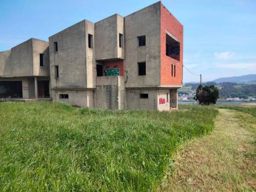 Villa zum Kauf 219.000 € 5 Zimmer 435 m² 3.750 m² Grundstück Coaña 33719