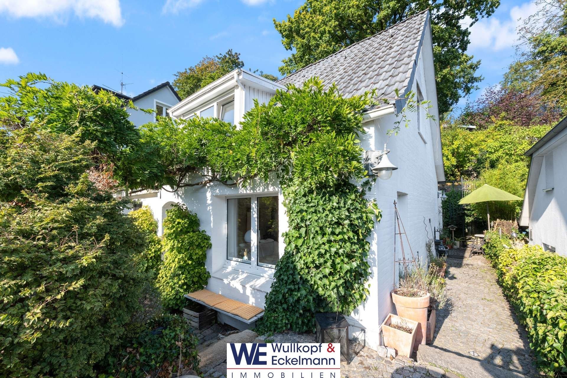 Einfamilienhaus zum Kauf 1.650.000 € 6 Zimmer 129 m²<br/>Wohnfläche 421 m²<br/>Grundstück Blankenese Hamburg 22587