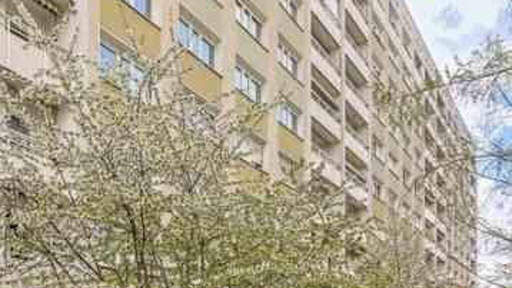 Wohnung zur Miete 459 € 2 Zimmer 46,5 m² 8. Geschoss frei ab 18.04.2026 Hans-Grundig-Str. 18 Johannstadt-Süd Dresden 01307