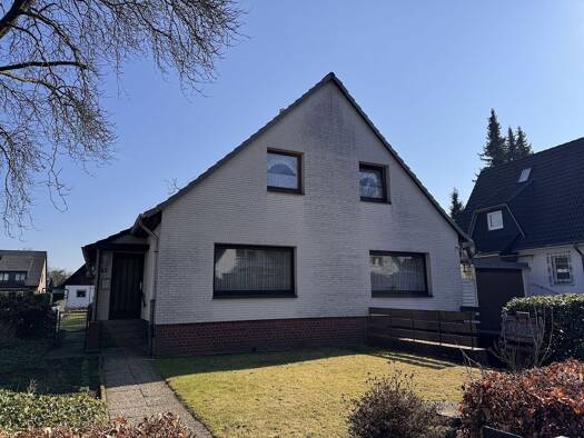 Haus zum Kauf 275.000 € 4 Zimmer 108,2 m² 494 m² Grundstück Ahrensburg 22926