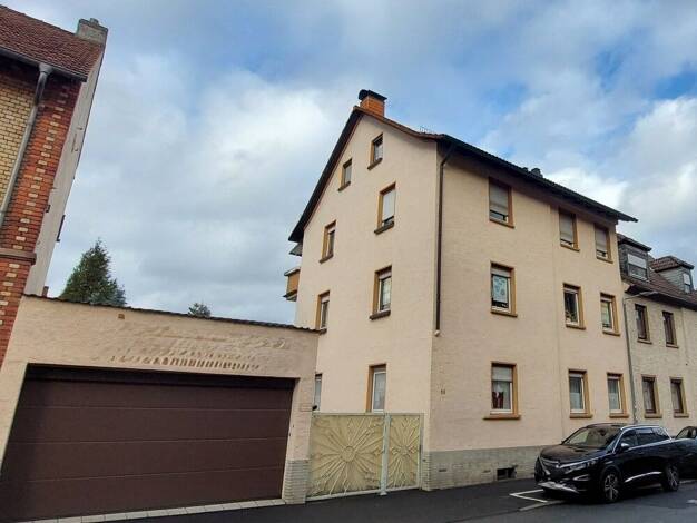 Mehrfamilienhaus zum Kauf 499.500 € 11 Zimmer 326 m² 335 m² Grundstück Damm Aschaffenburg 63741