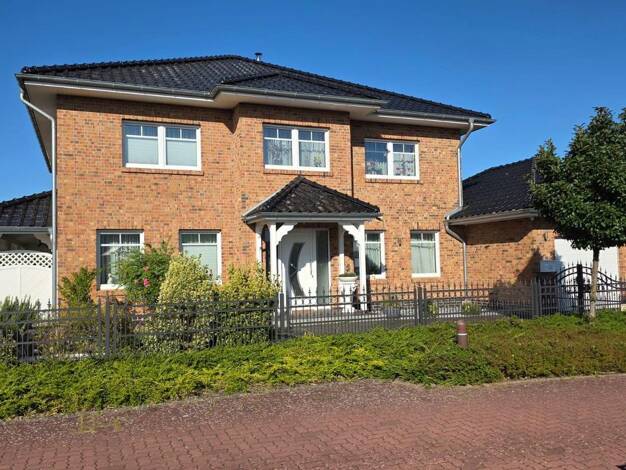 Einfamilienhaus zum Kauf provisionsfrei 5 Zimmer 264,3 m² 1.040 m² Grundstück frei ab 01.09.2026 Riede 27339