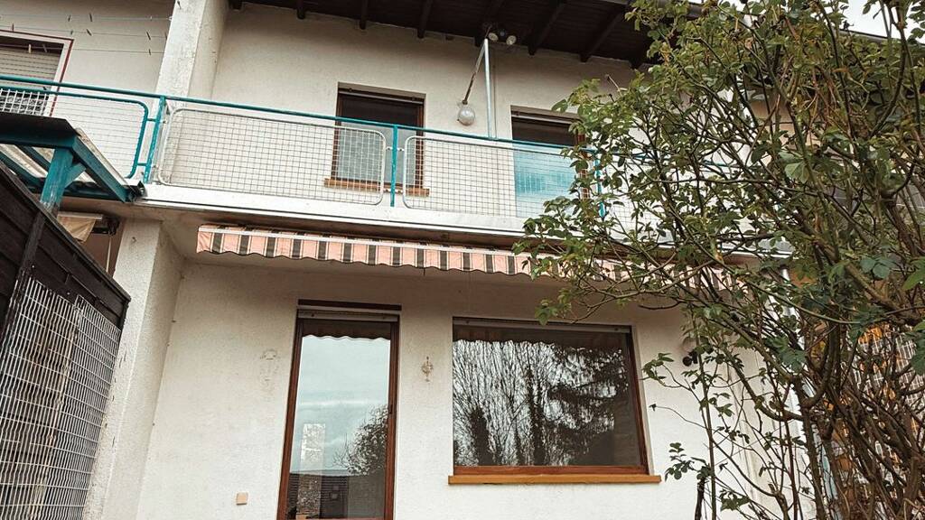 Reihenmittelhaus zum Kauf 165.000 € 4 Zimmer 80 m² 185 m² Grundstück Asterstein Koblenz 56077