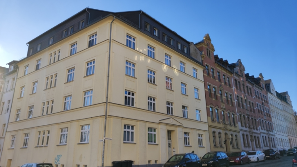 Wohnung zum Kauf 72.000 € 4 Zimmer 90 m² 3. Geschoss Stadtmitte Plauen 08523