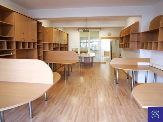 Büro zur Miete 754 € 2 Zimmer 117 m² Bürofläche Floridsdorf 1210