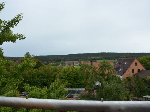 Wohnung zur Miete 585 € 2 Zimmer 65 m² 3. Geschoss frei ab sofort Klaushof Langenzenn 90579
