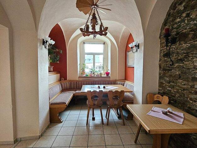 Hotel zum Kauf 269.000 € 10 Zimmer 125 m² Gastrofläche 680 m² Grundstück Grünhain Grünhain / Beierfeld 08344