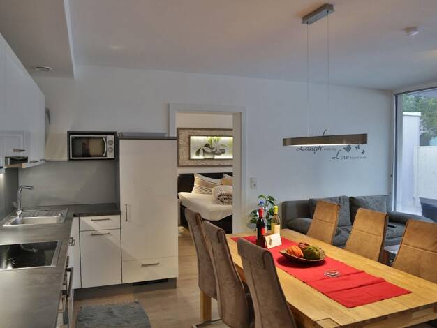 Wohnung zur Miete 1.100 € 4 Zimmer 70,2 m² EG Längenfeld 6444