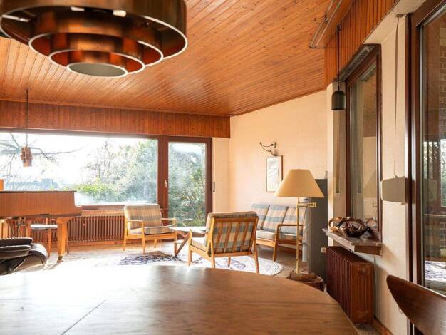 Einfamilienhaus zum Kauf provisionsfrei 1.100.000 € 12 Zimmer 268 m² 587 m² Grundstück Wiesbaden 65193