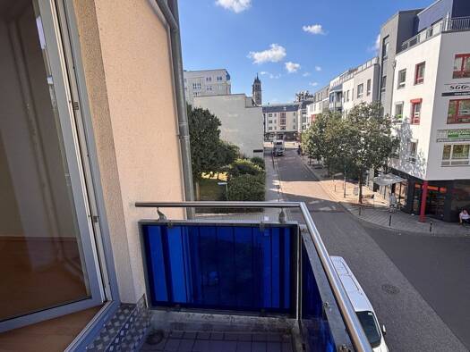Wohnung zur Miete 568 € 2 Zimmer 63,1 m² frei ab sofort Altstadt Magdeburg 39104
