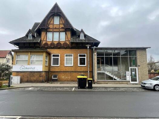 Wohn- und Geschäftshaus zum Kauf provisionsfrei 498.000 € 12 Zimmer 492,1 m² Bürofläche Hoefftstraße 13 Uelzen Uelzen 29525