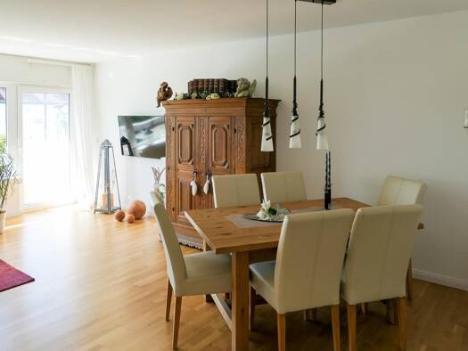 Wohnung zur Miete 1.100 € 3 Zimmer 110 m² Geschoss 1/2 frei ab sofort Innenstadt Gütersloh 33332