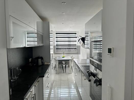 Wohnung zur Miete 1.308 € 4 Zimmer 86 m² Zollhaus Nürnberg 90471