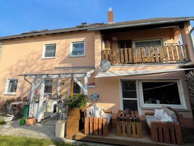 Mehrfamilienhaus zum Kauf 490.000 € 10 Zimmer 240 m² 581 m² Grundstück Niederwerrn Niederwerrn 97464