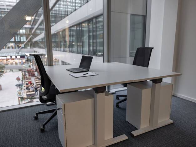 Bürofläche zur Miete provisionsfrei 1.179 € 8 m² Bürofläche Flughafenstraße 12 Niederrad Süd 60549