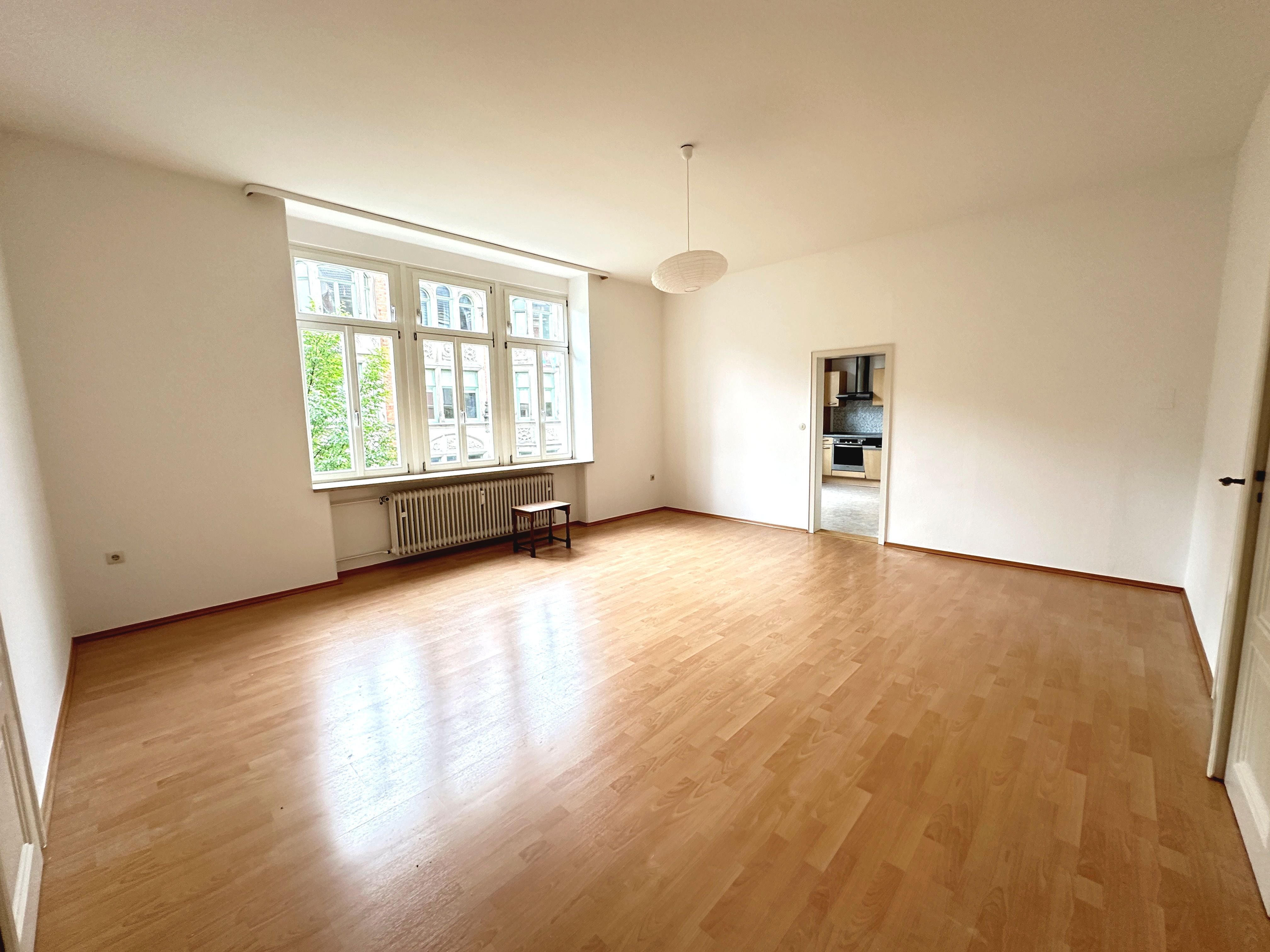 Wohnung zur Miete 698 € 3 Zimmer 100 m²<br/>Wohnfläche 2.<br/>Geschoss Innenstadt Coburg 96450