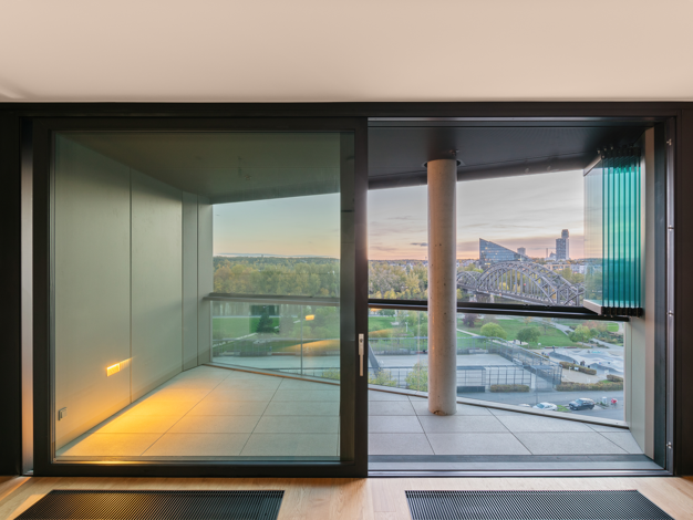 Wohnung zur Miete 1.960 € 2 Zimmer 63,3 m² 7. Geschoss Ostend Frankfurt am Main 60314