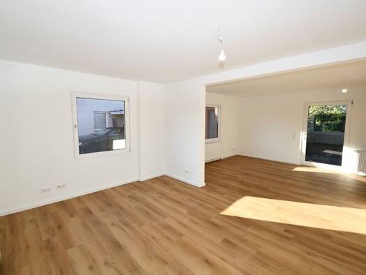 Doppelhaushälfte zum Kauf provisionsfrei 249.000 € 3 Zimmer 75 m² 702 m² Grundstück Einfeld Neumünster 24536