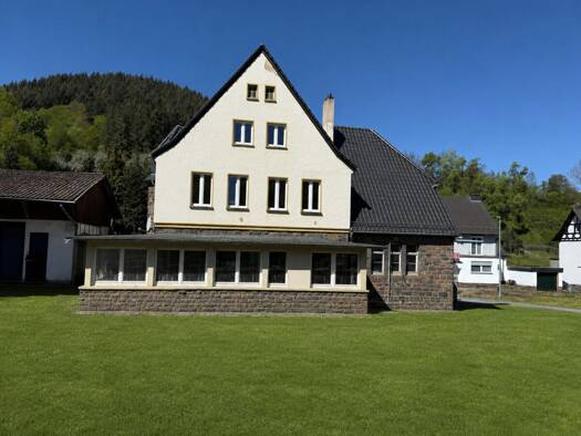 Praxisfläche zur Miete 1.169 € 167 m² Bürofläche teilbar ab 45 m² Kreuzberg Altenahr 53505