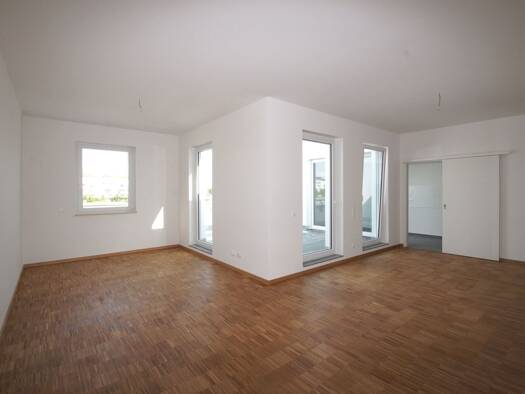 Wohnung zur Miete 1.350 € 4 Zimmer 139,8 m² 1. Geschoss frei ab 01.07.2026 Brunnenstraße 11 Großkugel Kabelsketal 06184