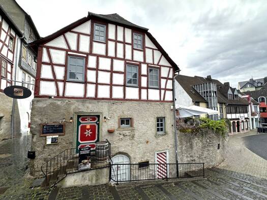 Wohn- und Geschäftshaus zum Kauf als Kapitalanlage geeignet 745.000 € 390 m² 213 m² Grundstück Limburg Limburg an der Lahn 65549