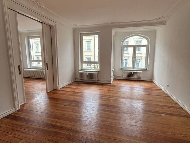 Wohnung zur Miete 1.199 € 5 Zimmer 136,1 m² 2. Geschoss frei ab sofort Friesische Straße 27 a Friesischer Berg Friesischer Berg 24937