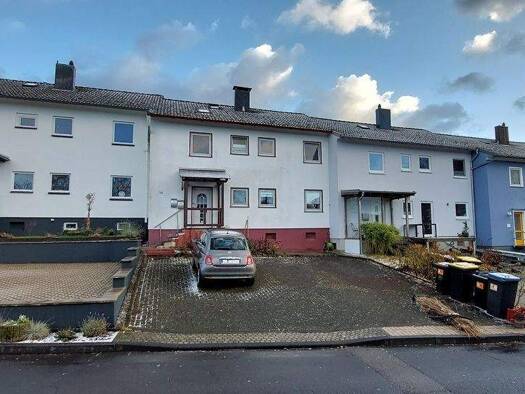 Reihenmittelhaus zum Kauf 349.000 € 5 Zimmer 146 m² 318 m² Grundstück Lennep Remscheid 42897