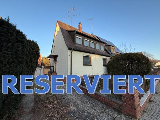 Doppelhaushälfte zum Kauf 299.000 € 1 Zimmer 107 m² 492 m² Grundstück Hauptstraße 13 Bubenreuth 91088
