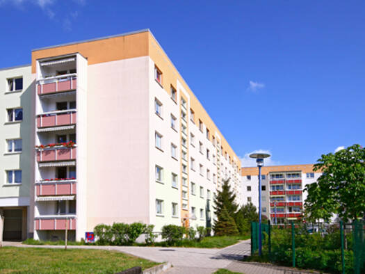Wohnung zur Miete 505 € 3 Zimmer 67,3 m² 5. Geschoss frei ab 01.11.2025 Hermann-Matern-Straße 7 Bergen Bergen auf Rügen 18528