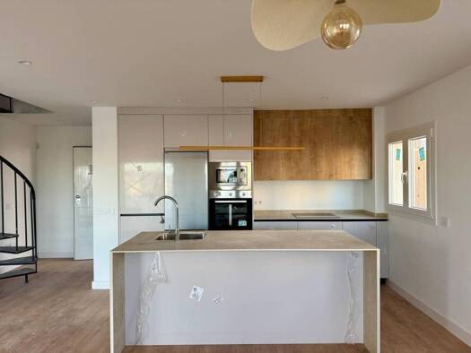 Haus zum Kauf - Erstbezug 590.000 € 3 Zimmer 150 m² Torremolinos 29620