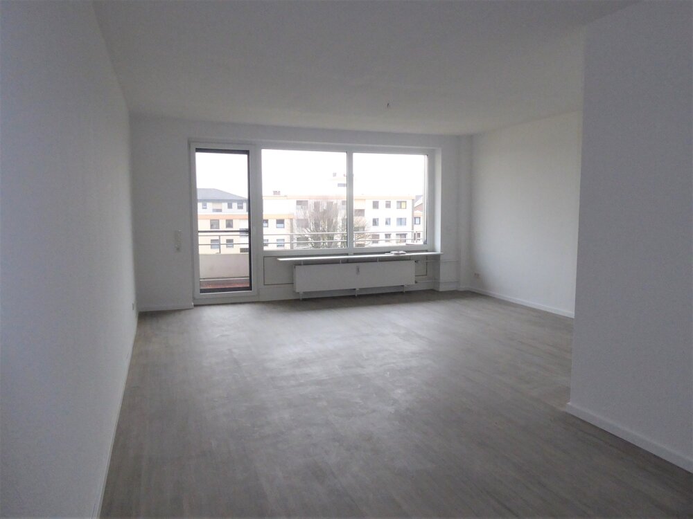 Wohnung zur Miete 820 € 3 Zimmer 82 m²<br/>Wohnfläche 3.<br/>Geschoss 15.11.2024<br/>Verfügbarkeit Berenbostel - Südost Garbsen / Berenbostel 30827