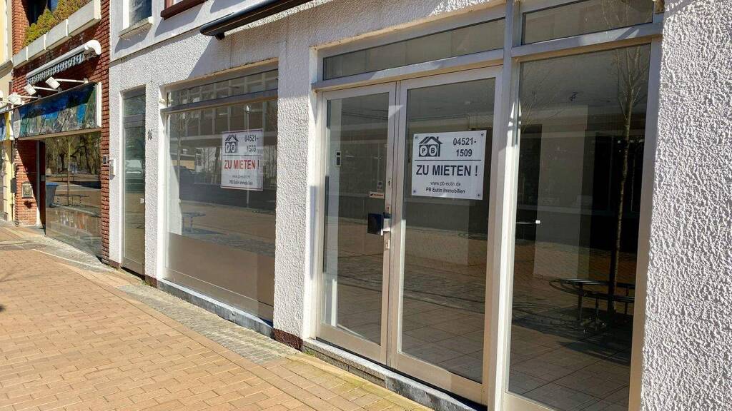 Laden zur Miete 830 € 3 Zimmer 150 m² Verkaufsfläche Rendsburg 24768