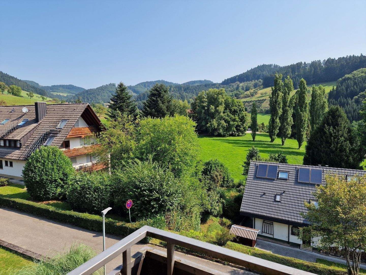 Immobilie in Zell am Harmersbach - Geräumige 5 Zimmer Wohnung in einem kleinen Mehrfamilienhaus für Kapitalanleger und Eigennutzer - Bild 0