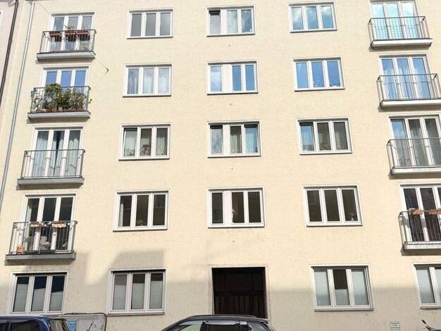 Wohnung zum Kauf 700.000 € 3 Zimmer 82 m² 5. Geschoss frei ab 01.07.2026 Maxvorstadt München 80798