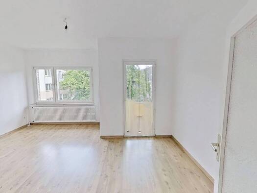 Wohnung zur Miete 529 € 3 Zimmer 74 m² frei ab sofort Sommerstraße 79 Mittelmeiderich Duisburg 47137