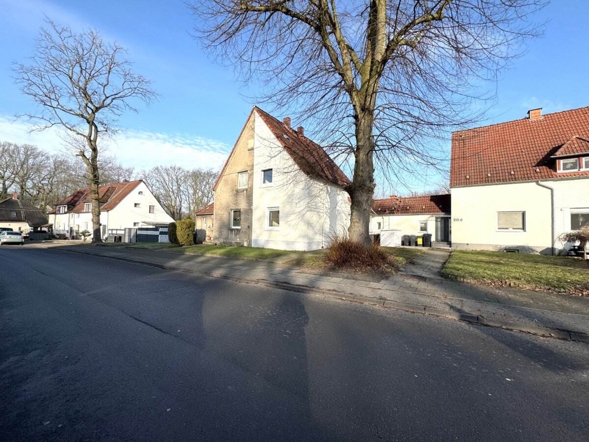 Doppelhaushälfte zum Kauf provisionsfrei 184.900 € 3,5 Zimmer 80 m²<br/>Wohnfläche 399 m²<br/>Grundstück Bertlich Herten 45701