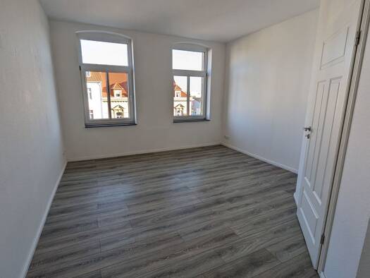 Wohnung zur Miete 1.299 € 5 Zimmer 145 m² 1. Geschoss frei ab sofort Eilenburger Str. 80 Delitzsch Delitzsch 04509