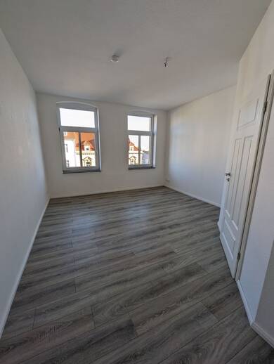 Wohnung zur Miete 1.299 € 5 Zimmer 145 m² 1. Geschoss frei ab 01.08.2025 Eilenburger Str. 80 Delitzsch Delitzsch 04509